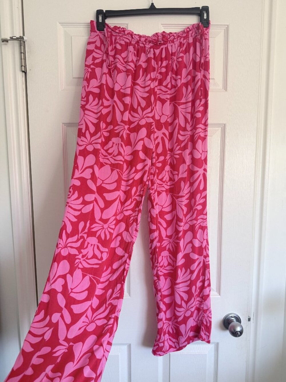 Shade & Shore Pink Red Floral Wide Leg Pull On Pants Ruffle Waist Rayon M